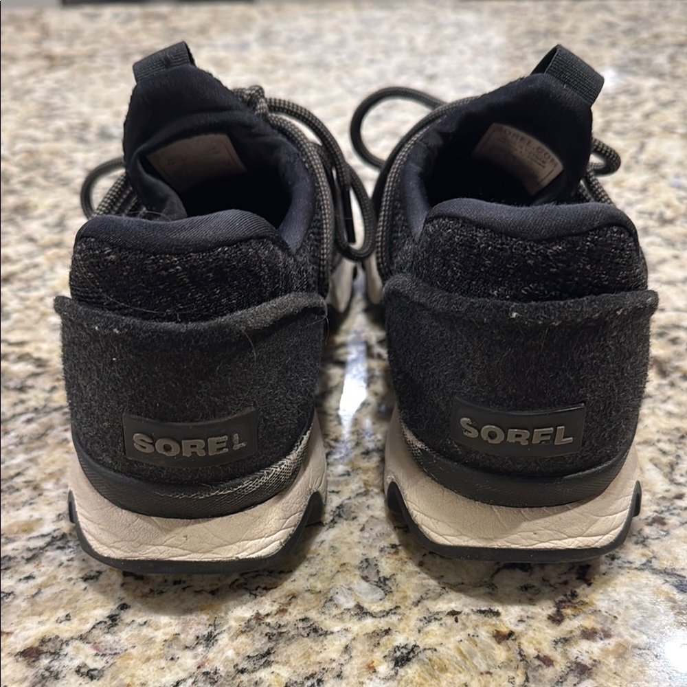 Sorel Kinetic Tennis Shoes - Picture 4 of 6